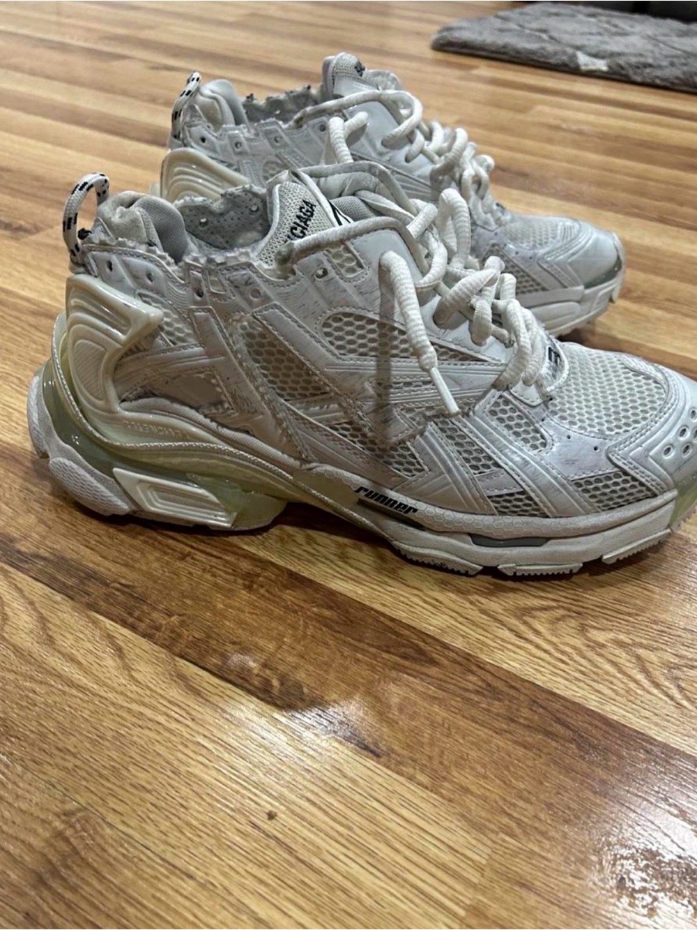 White Chunky Balenciaga runners